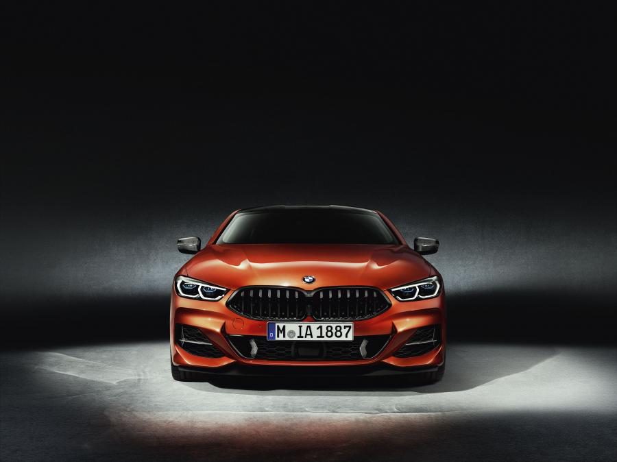  BMW M850i xDrive Carbon Package (G15) 2018 года  (WW) (фото 3 из 287)